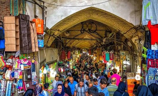 بازار تهران باید به مکانی دیگر منتقل شود