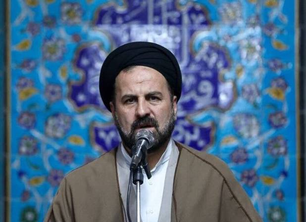 امام جمعه آوج: سپاه پاسداران افتخار ملت‌های آزادی‌خواه است