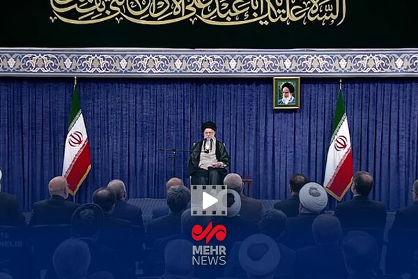 تأکید رهبر انقلاب بر کارهای لازم و پرهیز از کارهای مضر در شرایط فعلی