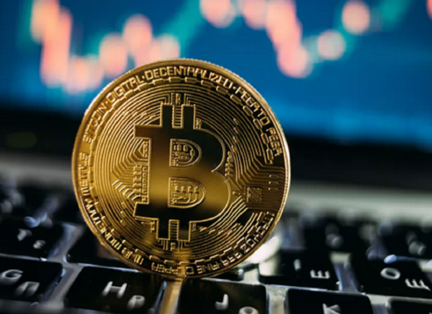 هجوم دو میلیاردر معروف به بازار رمز ارز