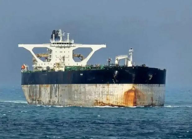 «نفتکش مرتبط با ایران» از دست نیروهای آمریکایی گریخت