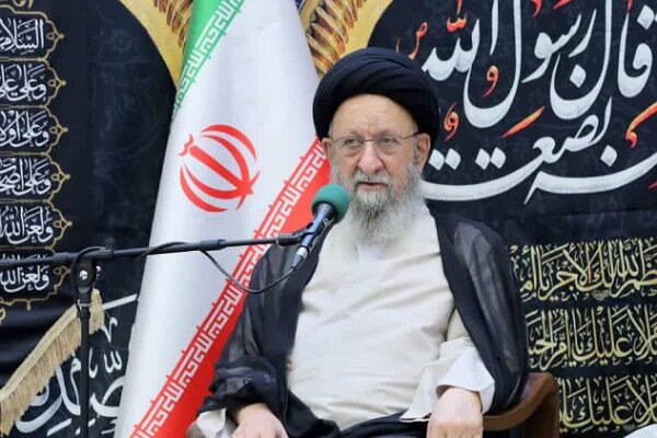 نماینده ولی‌فقیه در گلستان: دشمن از جنگ نظامی می‌ترسد/ هدف اصلی ذهن مردم است