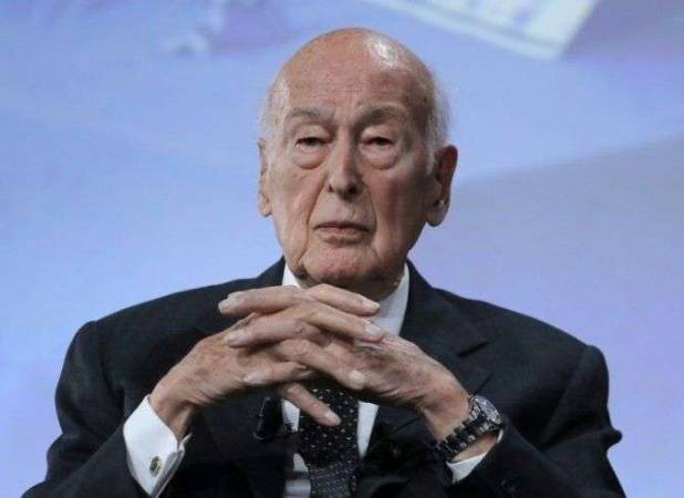 رئيس‌جمهور سابق فرانسه بر اثر ابتلا به کرونا درگذشت