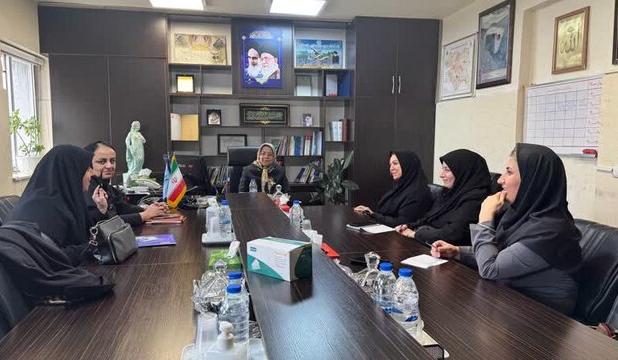 رئیس دانشگاە علوم پزشکی کردستان: جوانی جمعیت از اولویت‌های اساسی حوزه سلامت زنان است