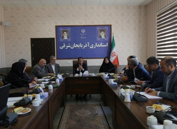 ضرورت واگذاری اختیار ساخت مجتمع‌های اداری به استانداری ها