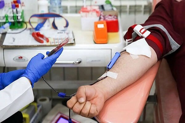 اهدای خون را فراموش نکنید