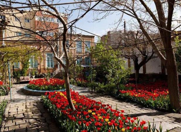 سفری مجازی به خانه لاله ای در تبریز