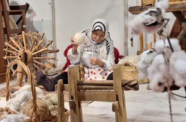 صادرات ۴۰۰ میلیون دلاری صنایع‌دستی؛ درخشش هنر ایرانی در بازارهای جهانی