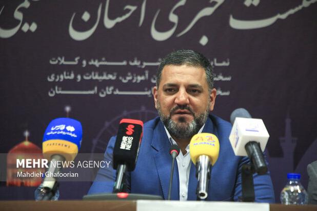 ملت ایران و جبهه مقاومت باید پشت سر رهبر انقلاب حرکت کنند
