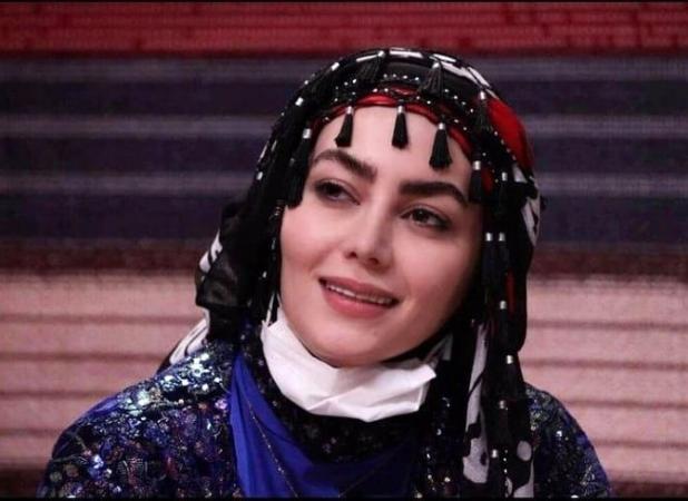 روژانِ «نون خ» با یک لباس مجلسی جلب‌توجه کرد