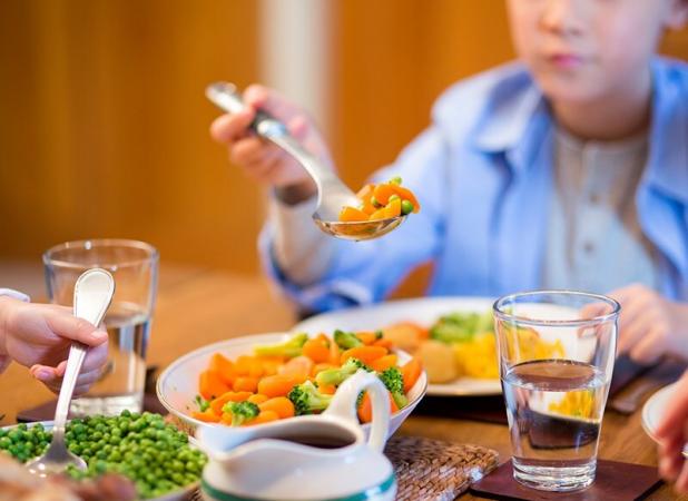 آیا مشکل طعم غذا از آبِ شهری شروع می‌شود؟