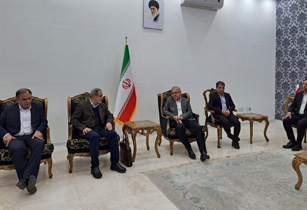 معاون وزیر کشور و رئیس سازمان امور اجتماعی وارد بندرعباس شد