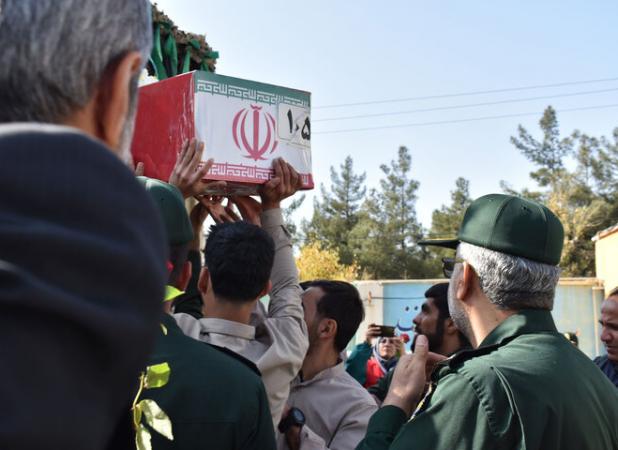 تشییع پیکر شهید گمنام در خرامه فارس