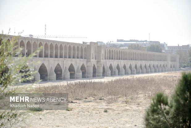 سعیدی: مشکل اصلی زاینده‌رود بارگذاری‌های بی‌رویه همه دولت‌هاست