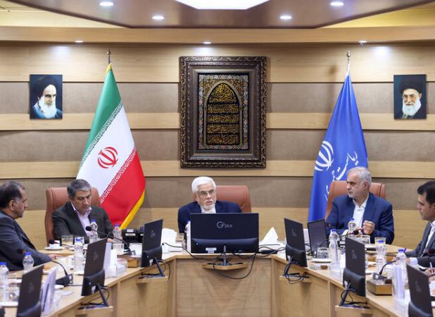 عارف: مرکز همکاری‌های تحول و پیشرفت باید به چالش‌ ناترازی‌ها ورود کند