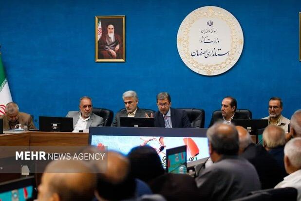 استاندار اصفهان: احزاب سیاسی در سنگر اول پدافند نرم قرار دارند