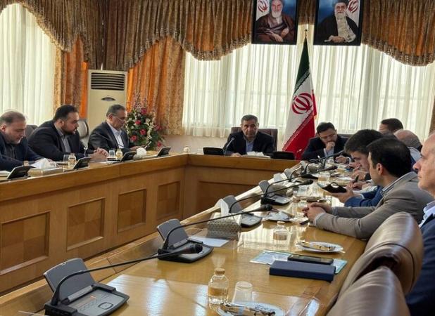 آهی: دولت به‌دنبال تشکل‌هایی است که برای چالش‌ها راه‌حل دارند