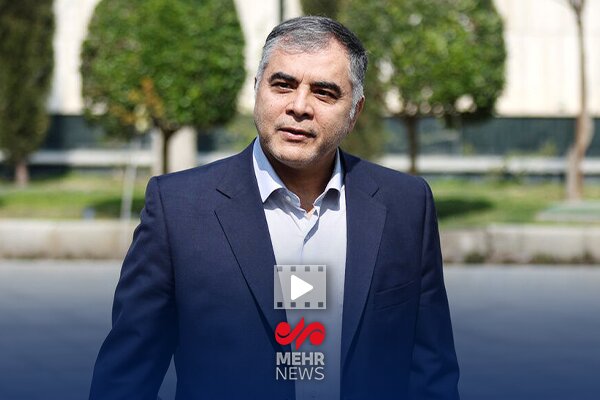 وزیر نفت: میزان واردات بنزین برای بودجه کشور آزار دهنده است