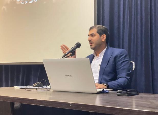 بررسی چالش‌های حقوق مالکیت فکری در آثار تولیدشده توسط هوش مصنوعی