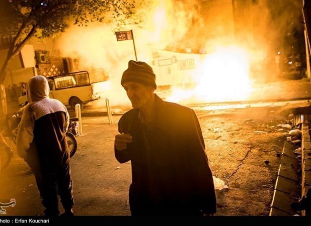 ۱۰ مصدوم و ۴ فوتی در آستانه "چهارشنبه‌سوری" در تهران