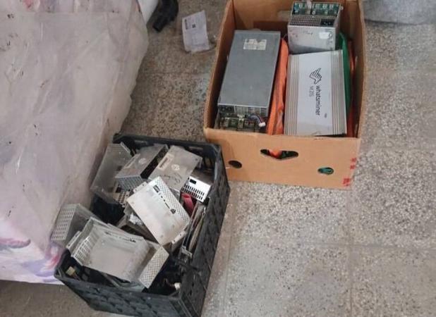 پلیس در شیروان ماینرهای پرمصرف معادل برق ۳۰ خانه را کشف کرد