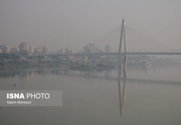 تنفس هوای آلوده در ۱۳ شهر خوزستان/ اهواز در وضعیت «بسیار ناسالم»