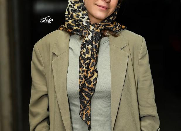 استایل ساده ولی جذابِ ستاره پسیانی در یک مراسم
