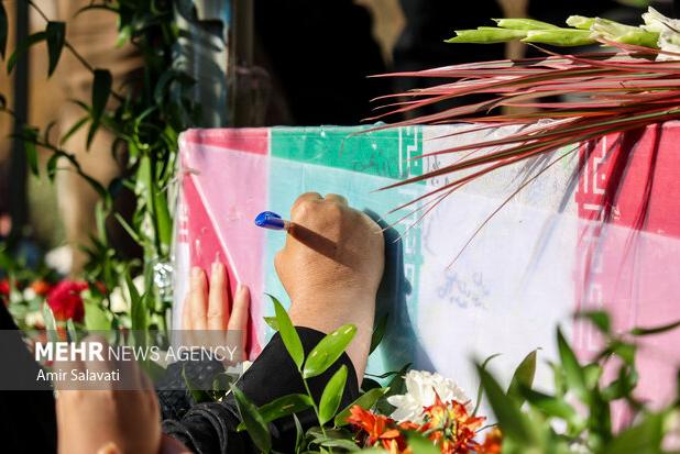 کنگره ۳۰۰۰ شهید استان سمنان رویدادی برای انتقال پیام‌های دفاع مقدس