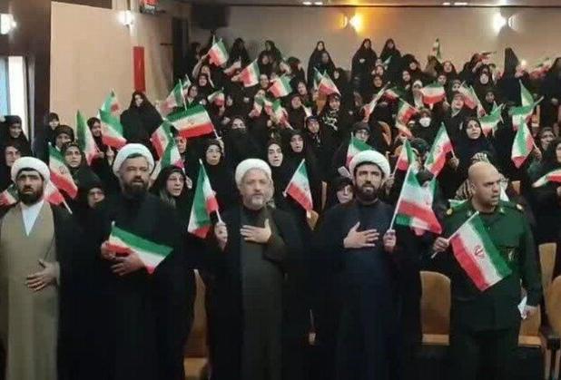 اجرای پویش برافراشتن پرچم در گلستان