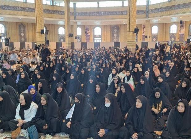 حضور کودکان و نوجوانان در مراسم مردمی غدیر خم در ایلام