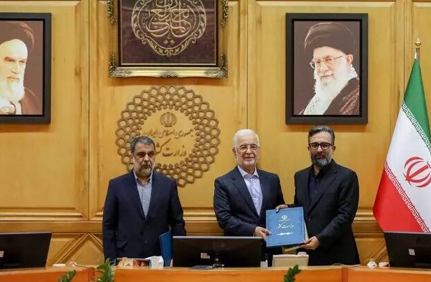 «بلندیان» معاون توسعه مدیریت و منابع وزارت کشور شد