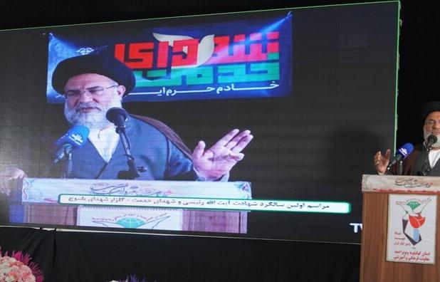 پاسداری از ارزشهای اسلامی و رفع مشکلات مردم مهمترین ویژگی شهید رئیسی
