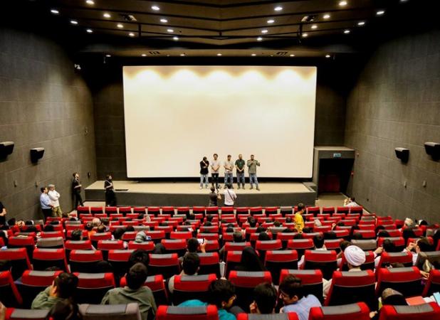 اکران مردمی فیلم سینمایی «اسفند» در قم برگزار شد