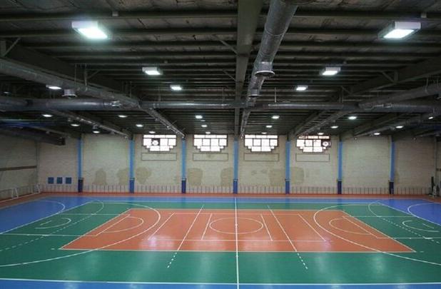 ۱۳ سوله بحران و سالن ورزشی در قشم برای اسکان اضطراری آماده شد