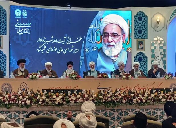 شب زنده دار: احیای حوزه علمیه مشهد مرهون مجاهدت آیت‌الله میلانی است