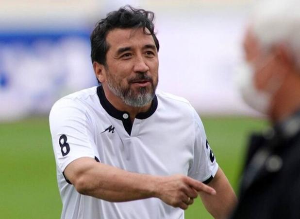 آقای خداداد عزیزی رک بگویید؛ اما رکیک نه!