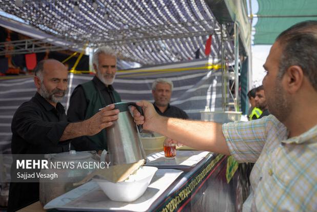 هشدار جدی متخصص تغذیه به زائران اربعین؛ آب‌های بازشده را مصرف نکنید