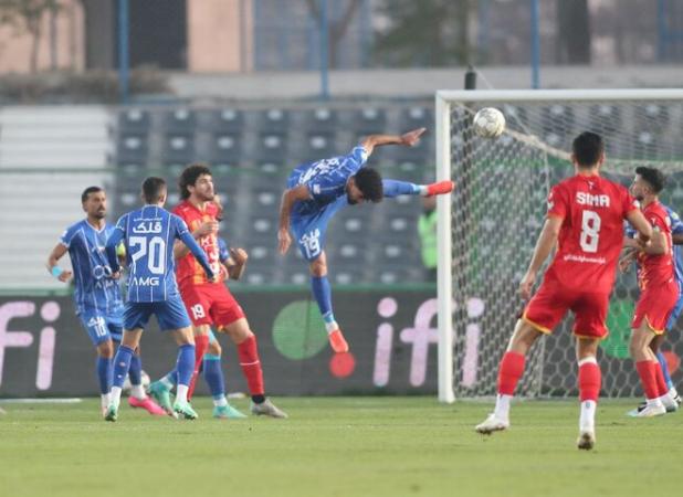 استقلال با صدر به سراغ پرسپولیس رفت؛ فولاد امتیاز نخواست!