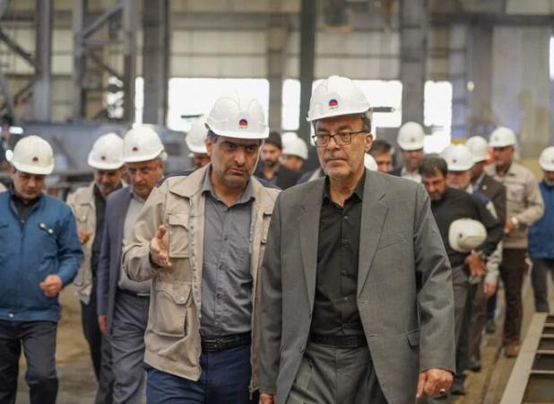رفع موانع تولید اولویت نمایندگان مردم در حمایت از صنایع استان مرکزی
