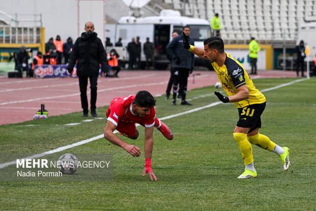 عصبانیت سرپرست پرسپولیس و نارضایتی اوسمار/ یزدی ها هم معترض بودند