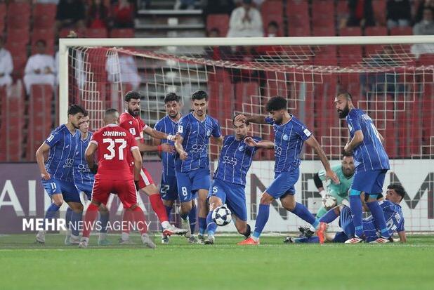 ۴ بازیکن از لیست استقلال خط خوردند