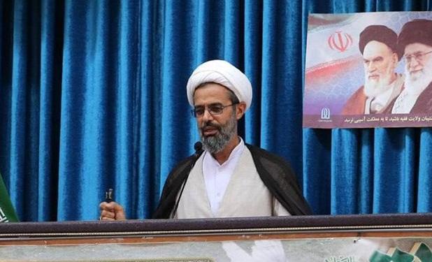 امام جمعه بجنورد: قانون‌اساسی جمهوری اسلامی بر مبنای جهان‌بینی توحیدی نوشته شده است