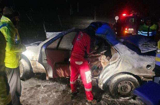 برخورد دو خودرو در محور خوی–چایپاره ۴ فوتی و ۵ مصدوم داشت