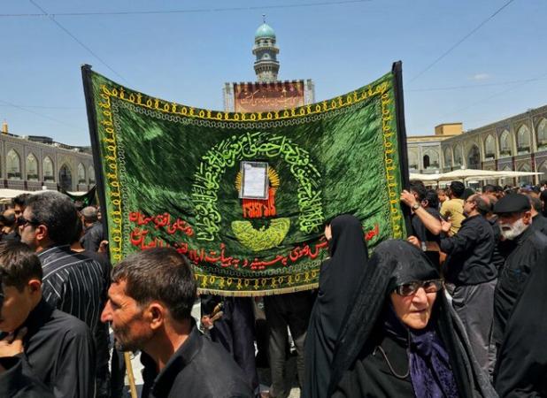تشرف زائران و مجاوران رضوی در روز اربعین حسینی به حرم امام رضا(ع)
