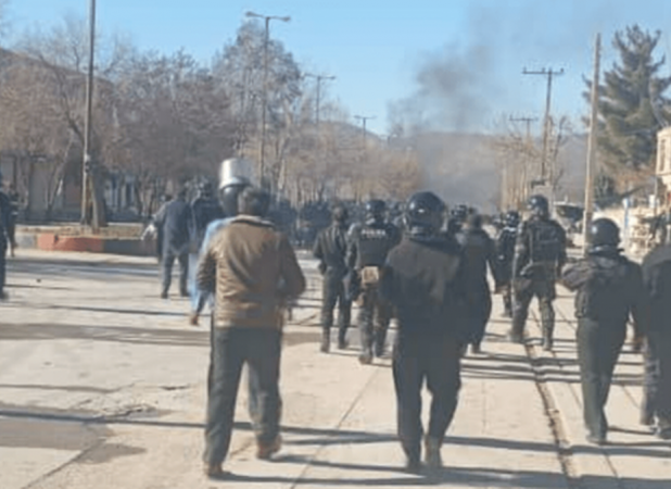 دفتر امام جمعه جونقان به آتش کشیده شد