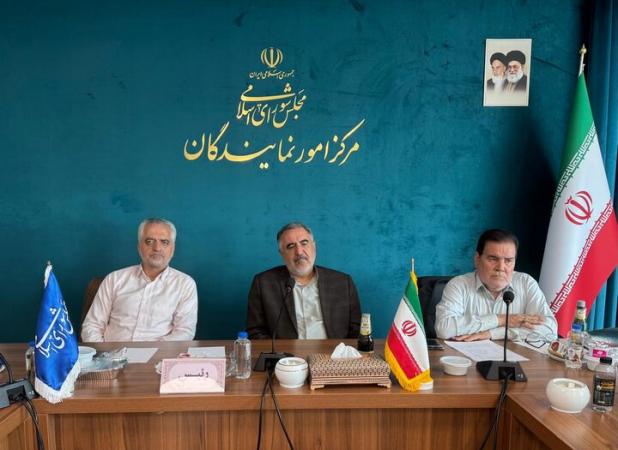 بررسی وضعیت احیای دریاچه ارومیه در نشست نمایندگان ادوار آذربایجان غربی