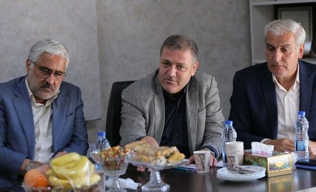 در حل مشکل VAR‌باید مسئولین کشور کمک کنند