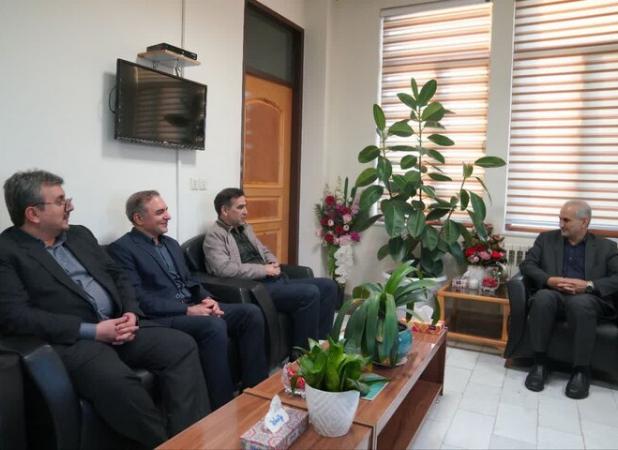 امامی: مراکز آموزشی به عنوان اتاق فکر در استان اردبیل ایفای نقش کنند