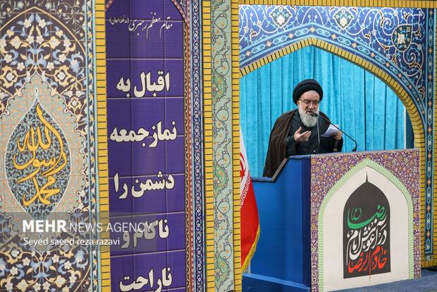 آیت‌الله خاتمی: مسئولان برای ساماندهی وضعیت اقتصادی مردم تلاش کنند