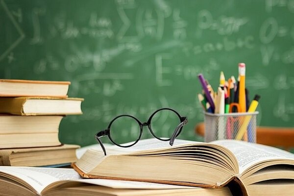 گفتگوی مهر با معلمی که سه‌شنبه‌هایش را وقف امام زمان کرده است